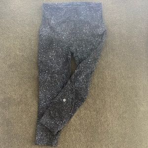 Lululemon Dark Blue Galaxy Cropped Leggings - SZ 6
